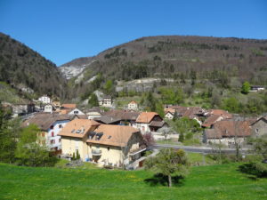 Vuiteboeuf, au pied de la montée vers Sainte-Croix Jura