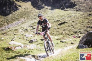 Derniers kilomètres sous le barrage de Moiry